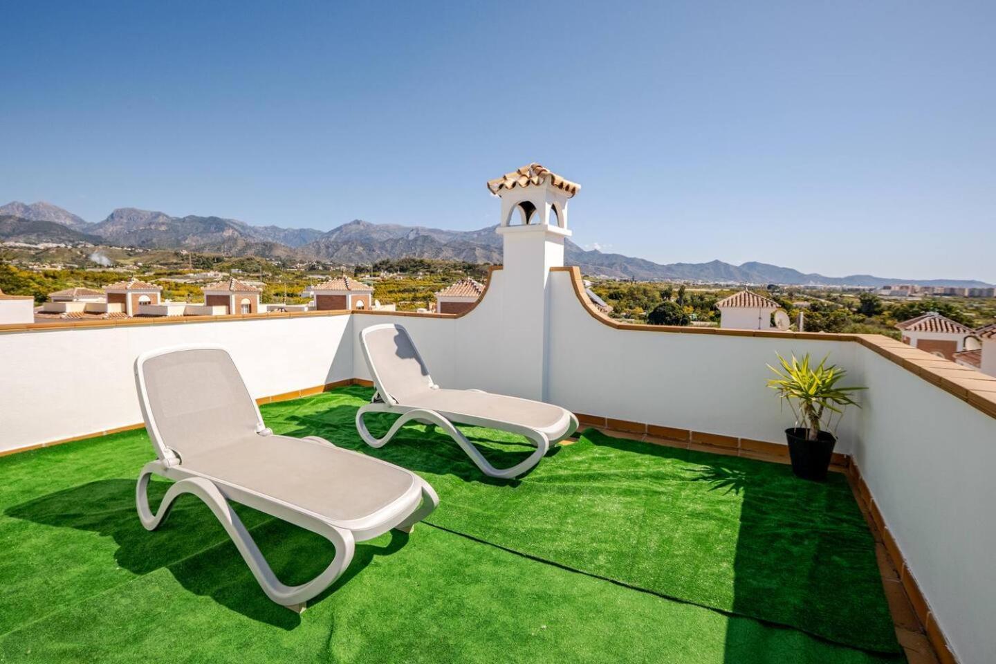 Villa Antonia Mar - Private & Heated Pool - Punta Lara Nerja Εξωτερικό φωτογραφία